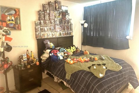 Copropriété à vendre à Miami, Floride: 2 chambres, 103.12 m2 № 1983433 - photo 16