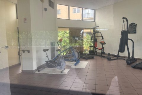 Copropriété à vendre à Miami, Floride: 2 chambres, 103.12 m2 № 1983433 - photo 26