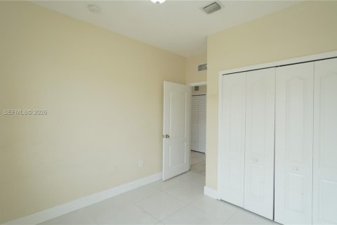 Copropriété à louer à Homestead, Floride: 3 chambres, 108.32 m2 № 1996996 - photo 13