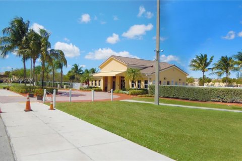 Copropriété à louer à Homestead, Floride: 3 chambres, 108.32 m2 № 1996996 - photo 26