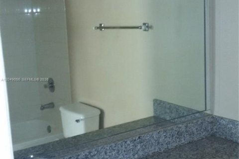 Touwnhouse à vendre à Miramar, Floride: 2 chambres, 100.33 m2 № 2240917 - photo 17