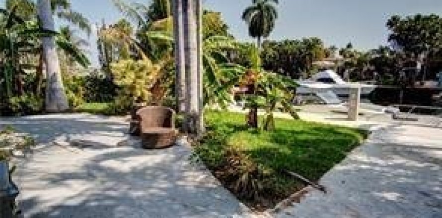 Casa en Lighthouse Point, Florida 2 dormitorios, 84.54 m2 № 1217201