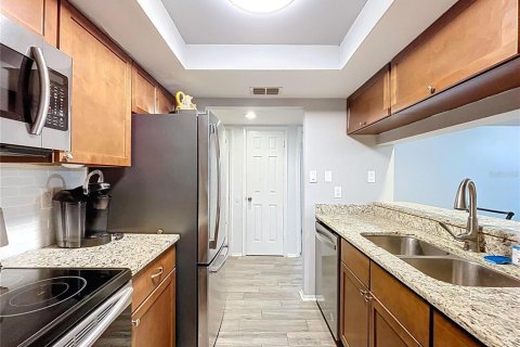 Condominio en venta en Clearwater, Florida, 2 dormitorios, 88.72 m2 № 1901936 - foto 5
