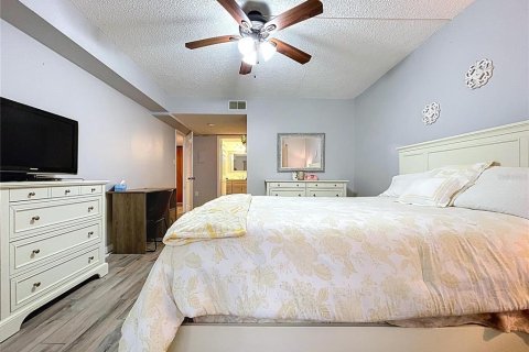 Condominio en venta en Clearwater, Florida, 2 dormitorios, 88.72 m2 № 1901936 - foto 16