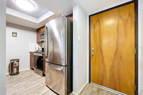 Condominio en venta en Clearwater, Florida, 2 dormitorios, 88.72 m2 № 1901936 - foto 3