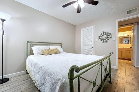 Condominio en venta en Clearwater, Florida, 2 dormitorios, 88.72 m2 № 1901936 - foto 20