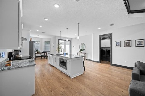 Villa ou maison à vendre à New Port Richey, Floride: 3 chambres, 177.44 m2 № 2207830 - photo 8
