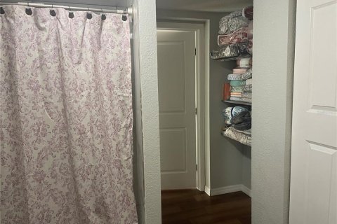 Casa en alquiler en Tampa, Florida, 3 dormitorios, 151.34 m2 № 1567441 - foto 10