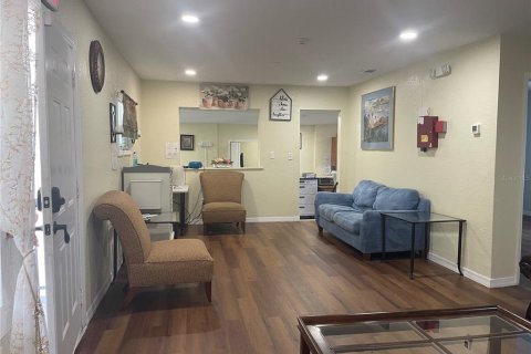 Casa en alquiler en Tampa, Florida, 3 dormitorios, 151.34 m2 № 1567441 - foto 5