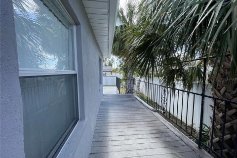Casa en alquiler en Tampa, Florida, 3 dormitorios, 151.34 m2 № 1567441 - foto 25
