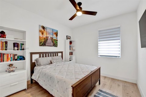 Casa en alquiler en Cutler Bay, Florida, 4 dormitorios, 266.63 m2 № 1991698 - foto 27