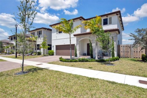 Casa en alquiler en Cutler Bay, Florida, 4 dormitorios, 266.63 m2 № 1991698 - foto 4