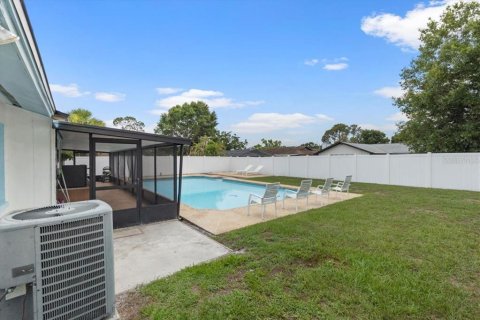 Casa en venta en Tampa, Florida, 3 dormitorios, 190.17 m2 № 1747660 - foto 9