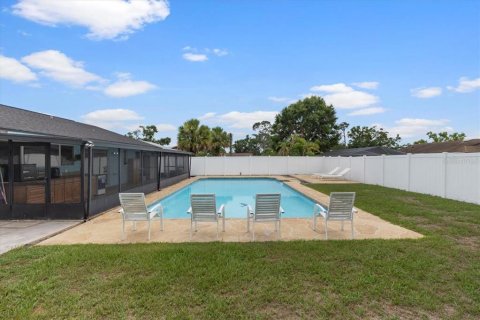 Casa en venta en Tampa, Florida, 3 dormitorios, 190.17 m2 № 1747660 - foto 10