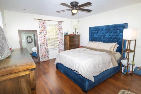Condo in Gainesville, Florida, 2 bedrooms  № 2099223 - photo 10