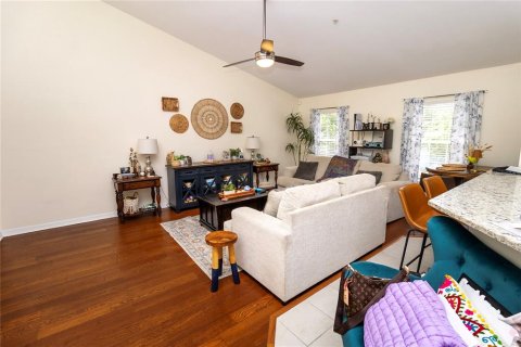 Condo in Gainesville, Florida, 2 bedrooms  № 2099223 - photo 4