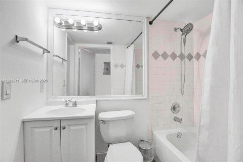 Copropriété à louer à Miami, Floride: 2 chambres, 57.23 m2 № 2076656 - photo 14