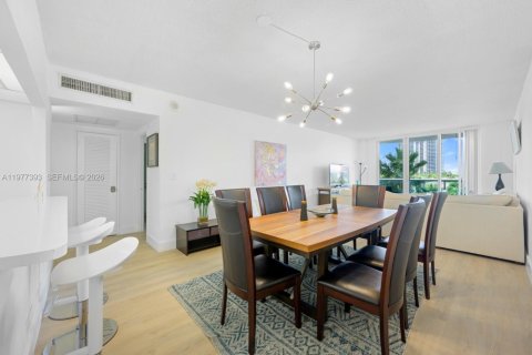 Condo in Sunny Isles Beach, Florida, 1 bedroom  № 2253110 - photo 7