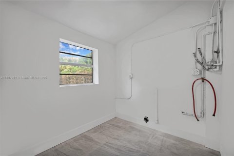 Villa ou maison à vendre à Fort Lauderdale, Floride: 3 chambres, 101.08 m2 № 1948743 - photo 11