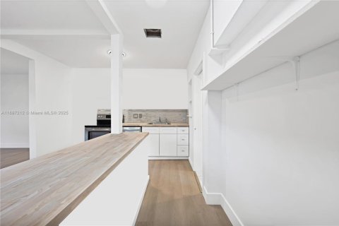 Villa ou maison à vendre à Fort Lauderdale, Floride: 3 chambres, 101.08 m2 № 1948743 - photo 9