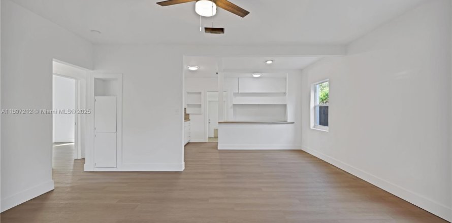 Villa ou maison à Fort Lauderdale, Floride 3 chambres, 101.08 m2 № 1948743