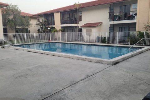 Copropriété à vendre à Coral Springs, Floride: 2 chambres, 74.32 m2 № 2084530 - photo 16