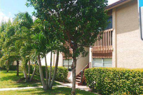 Copropriété à vendre à Coral Springs, Floride: 2 chambres, 74.32 m2 № 2084530 - photo 19