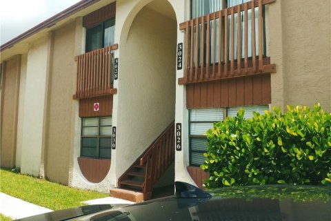 Copropriété à vendre à Coral Springs, Floride: 2 chambres, 74.32 m2 № 2084530 - photo 3