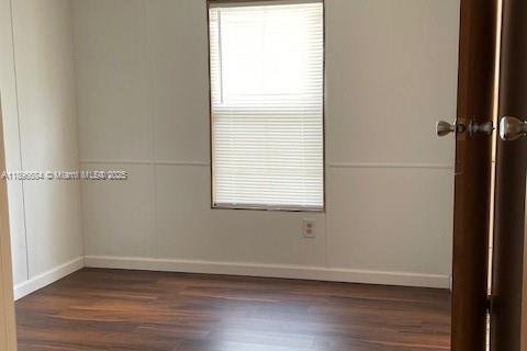 Снять в аренду квартиру в Хомстед, Флорида 3 спальни, 78.97м2, № 1948357 - фото 15