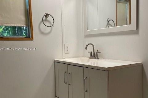 Снять в аренду квартиру в Хомстед, Флорида 3 спальни, 78.97м2, № 1948357 - фото 13
