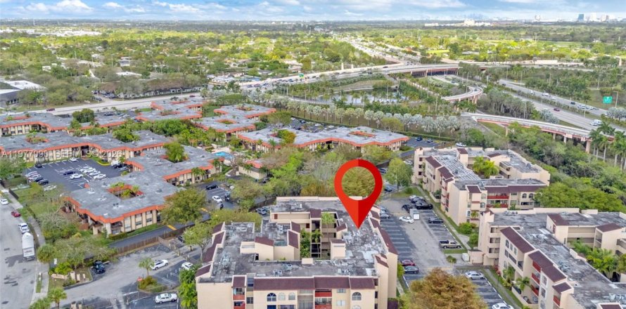 Condo à Miami, Floride, 2 chambres  № 2042186