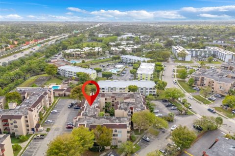 Copropriété à vendre à Miami, Floride: 2 chambres, 84.63 m2 № 2042186 - photo 26