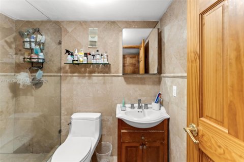 Copropriété à vendre à Miami, Floride: 2 chambres, 84.63 m2 № 2042186 - photo 22