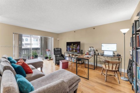 Copropriété à vendre à Miami, Floride: 2 chambres, 84.63 m2 № 2042186 - photo 8