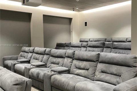 Copropriété à vendre à Bal Harbour, Floride: 1 chambre, 83.24 m2 № 2025339 - photo 14