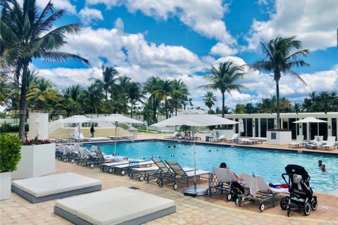 Condo à Bal Harbour, Floride, 1 chambre  № 2025339