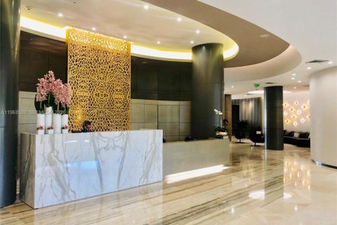 Copropriété à vendre à Bal Harbour, Floride: 1 chambre, 83.24 m2 № 2025339 - photo 9