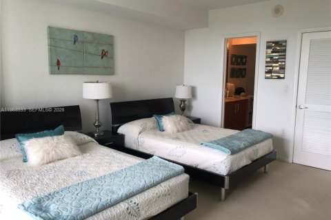 Copropriété à vendre à Bal Harbour, Floride: 1 chambre, 83.24 m2 № 2025339 - photo 5