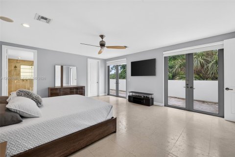 Adosado en venta en Fort Lauderdale, Florida, 3 dormitorios, 275.08 m2 № 2290323 - foto 18