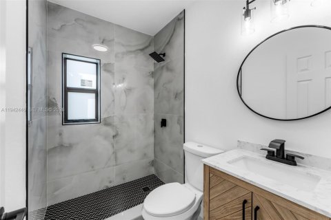 Casa en venta en Miami, Florida, 3 dormitorios, 90.58 m2 № 1999958 - foto 13