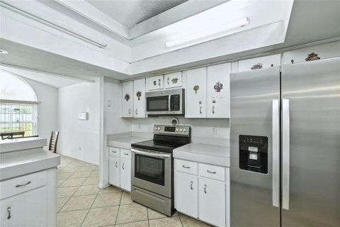 Casa en venta en Ocala, Florida, 3 dormitorios, 173.82 m2 № 1918302 - foto 17