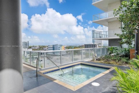 Condo in Miami, Florida, 2 bedrooms № 2074898 - photo 23
