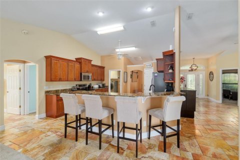 House in Ocala, Florida 4 bedrooms, 722.87 sq.m. № 1746771 - photo 19
