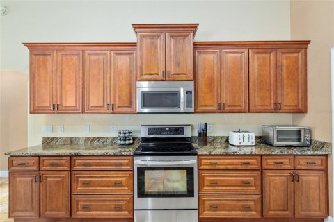 House in Ocala, Florida 4 bedrooms, 722.87 sq.m. № 1746771 - photo 21
