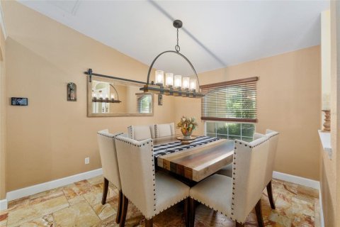 House in Ocala, Florida 4 bedrooms, 722.87 sq.m. № 1746771 - photo 14
