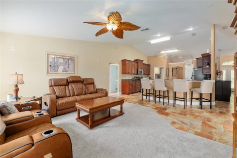 House in Ocala, Florida 4 bedrooms, 722.87 sq.m. № 1746771 - photo 16