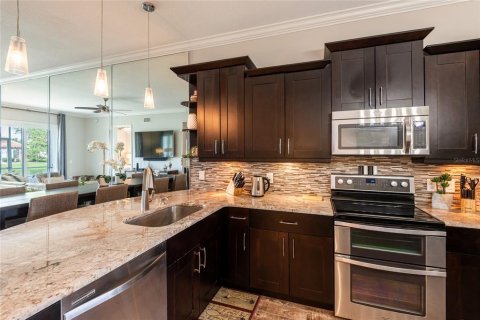 Copropriété à vendre à Land O' Lakes, Floride: 2 chambres, 104.79 m2 № 2413639 - photo 6