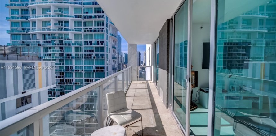 Condo in Miami, Florida, 1 bedroom  № 1994760