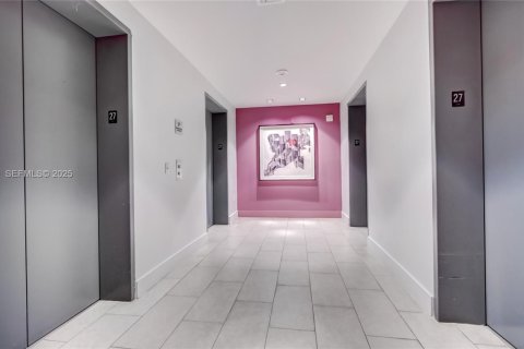 Condo in Miami, Florida, 1 bedroom  № 1994760 - photo 23