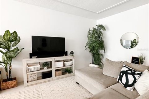 Touwnhouse à louer à Apopka, Floride: 3 chambres, 133.59 m2 № 2119180 - photo 19